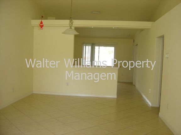 2nd image of 6 Easterly Pl