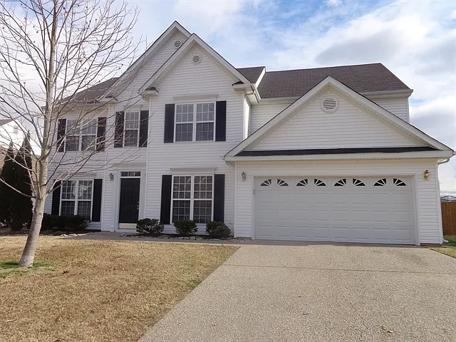 4 bed, 2.5 bath, 3004 sqft, $2,765 — Photo 1
