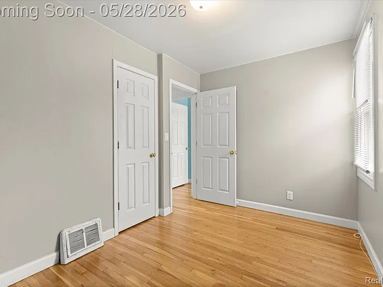 1313 Royal Ave — Photo 13