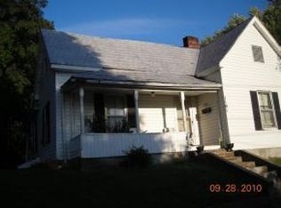 1101 Claiborne St, Johnson City, TN 37601
