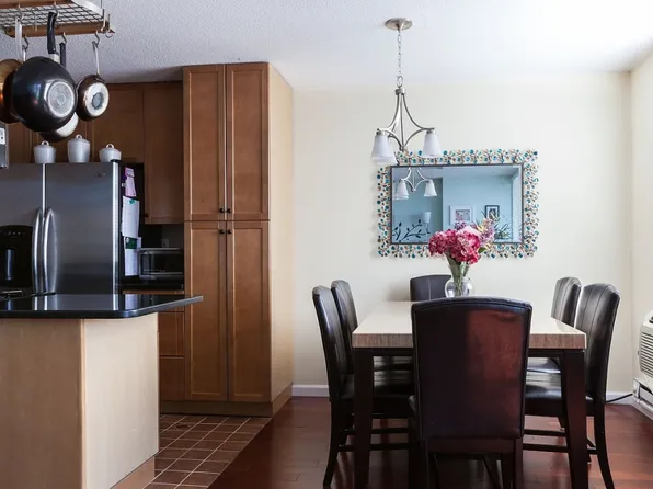 118-17 Union Turnpike Boulevard image 1 of 13