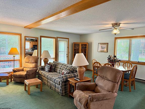 4th image of 87 Deerfield Vlg #87