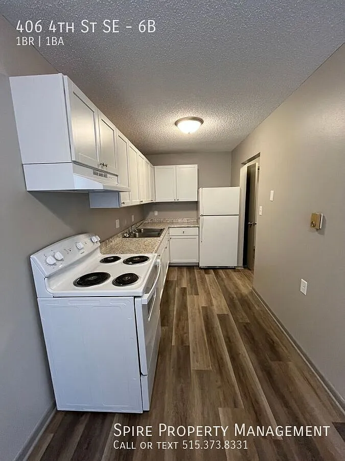Beautifully renovated 1 Bed Unit in State Center! — Photo 1