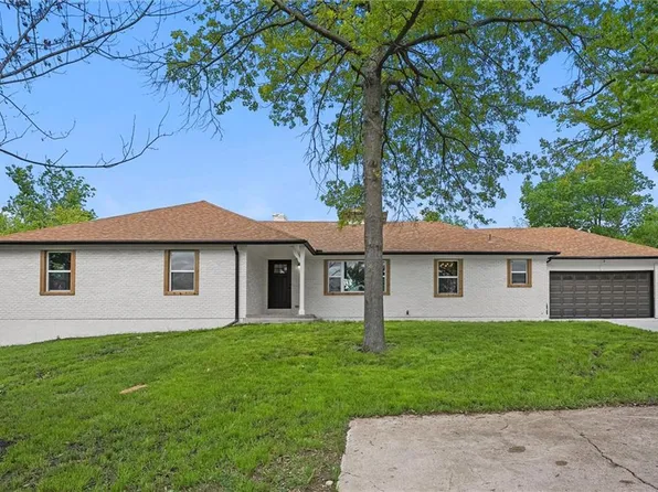 308 N 22nd St, Leavenworth, KS 66048