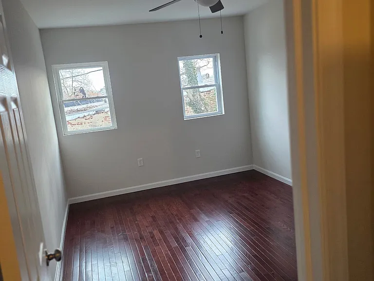 1511 E Lafayette Ave — Photo 8