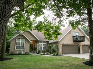 1671 S Ranch Dr, Springfield, MO 65809