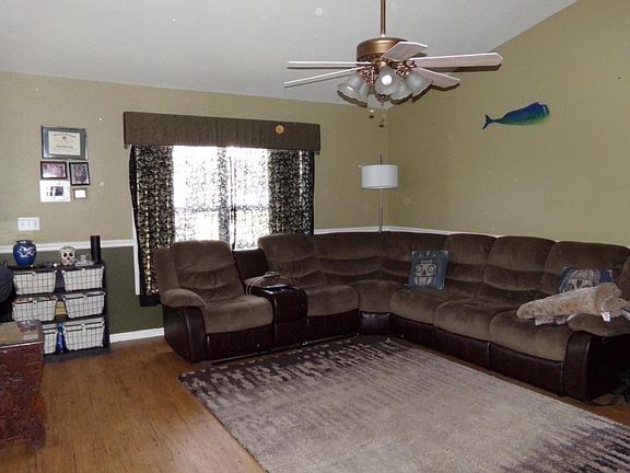 5th image of 8962 SE 67th Dr