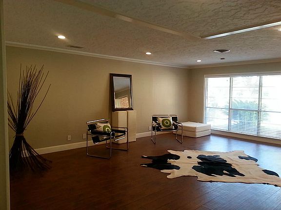 5th image of 6007 Clarewood Dr
