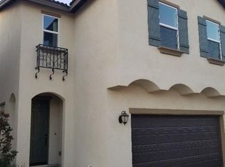 11806 Genoa Way, Los Angeles, CA 90047