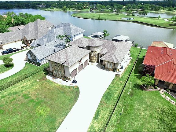 5th image of 1203 Kiowa Dr W