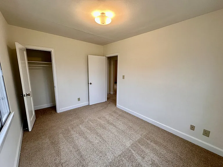 314 Elmhurst Rd — Photo 10