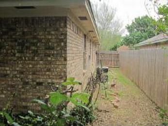 5th image of 5709 Guadalajara Dr