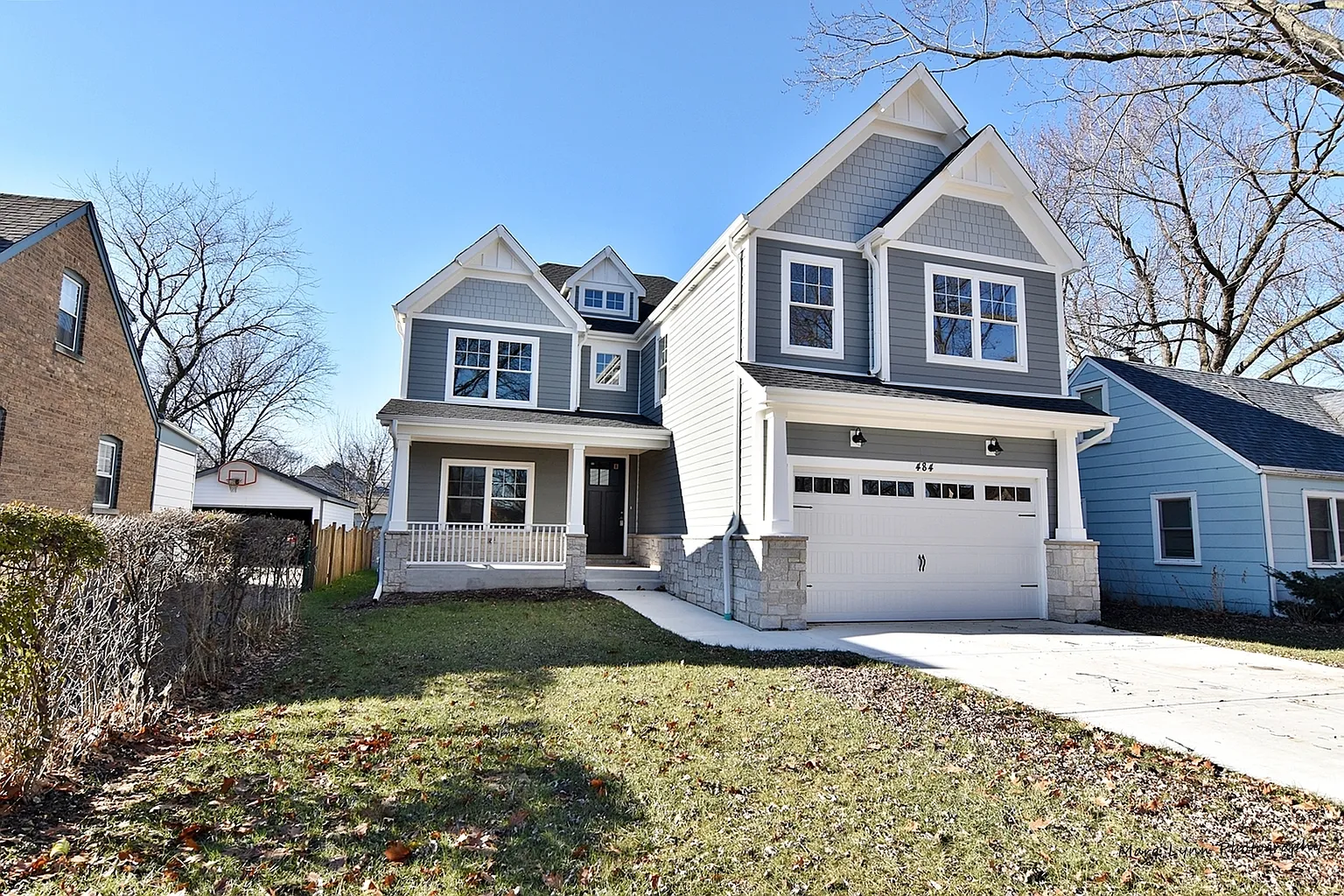 484 N Emroy Ave photo 1