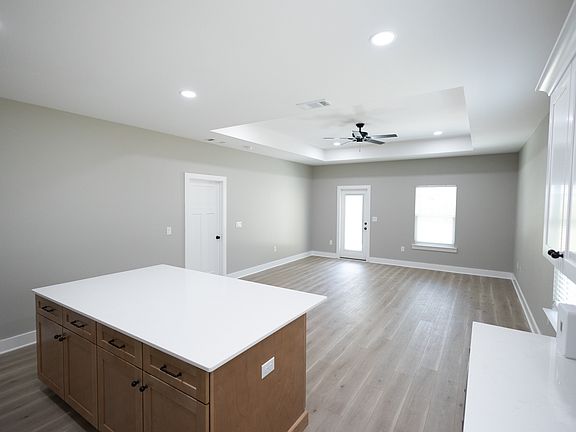 5th image of 1209 Gordon Ave