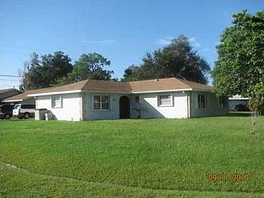 2nd image of 358 SE Verada Ave