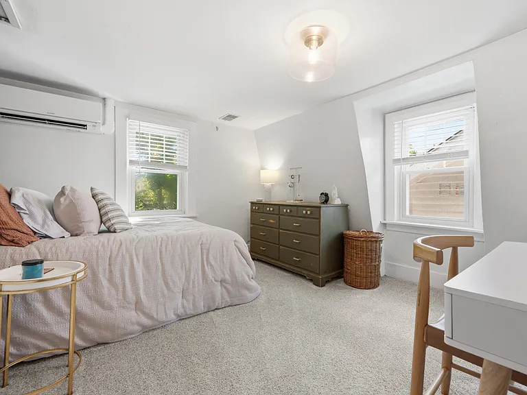 305 Centennial Ave — Photo 40