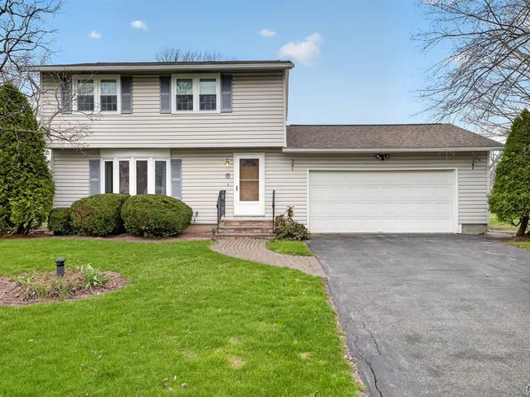 6 Lorraine Cres, Liverpool, NY 13090