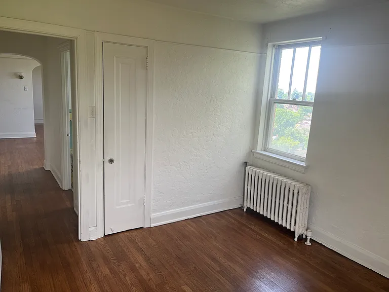 42 Academy Ave — Photo 10