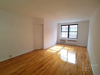 Rented by Hecht Group