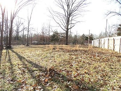 2nd image of 80 Arrowhead Dr