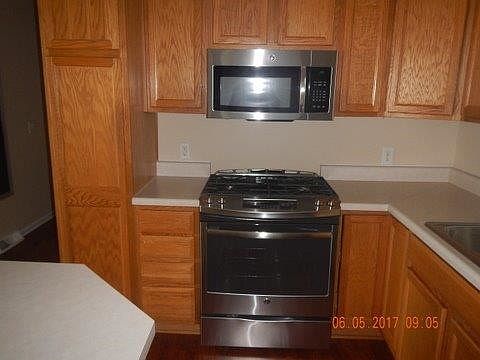 5th image of 9500 W 135th Pl