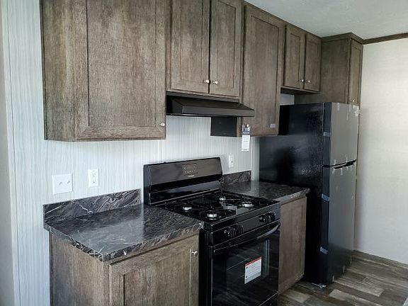 5th image of 11212 4th St NE #83