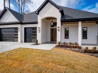 10 Abington Ct, Little Rock, AR 72223