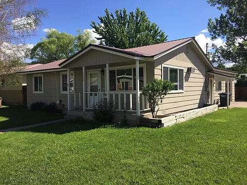 2500 Delwood Ave Photo 1