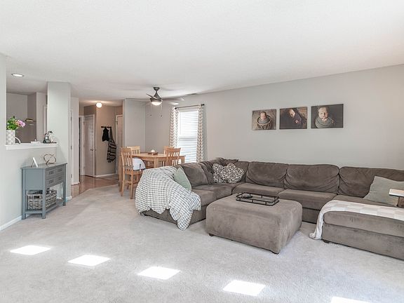 3rd image of 5977 Claymont Blvd
