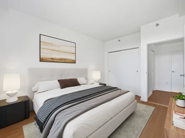 40-28 College Point Boulevard image 24 of 25