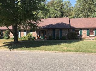 2358 Hickory Ridge Dr, Ashland, KY 41101