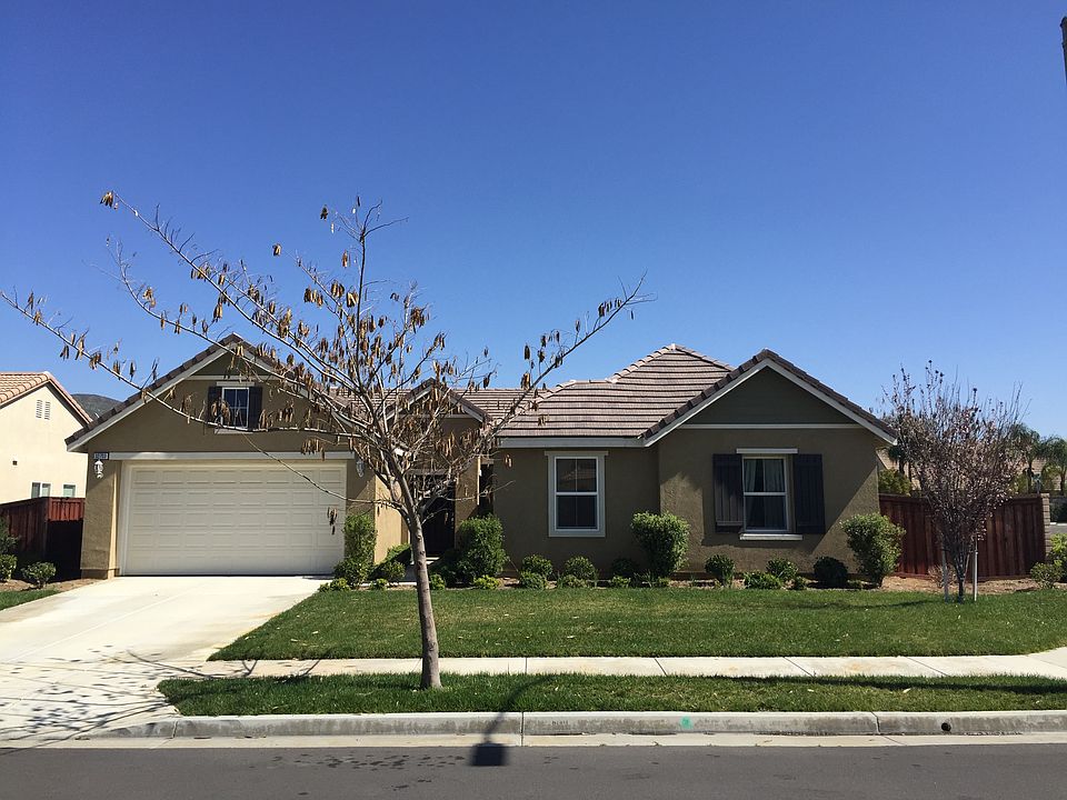 1st image of 32703 Spun Cotton Dr