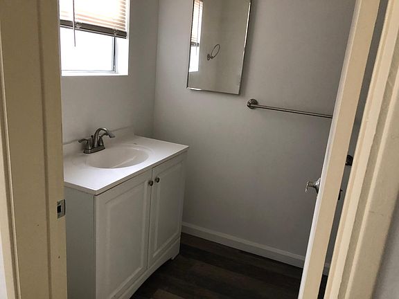 3rd image of 266 Thorne St #B