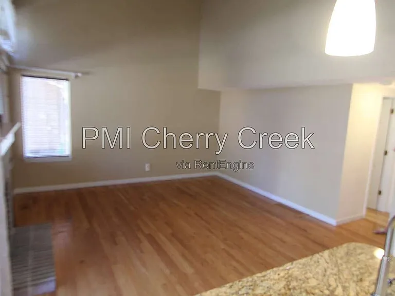9800 Foxhill Cir — Photo 4