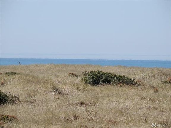 5th image of 965 S Sand Dune Ave SW