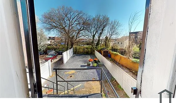 2 bed, $2,298 — Photo 3