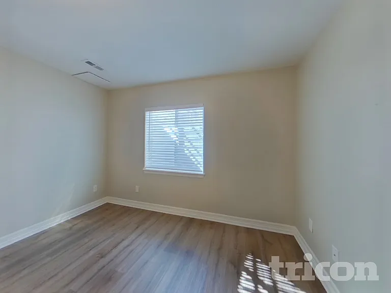7415 Pimlico Dr — Photo 13