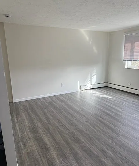 2324 Iroll Ave #5 — Photo 2