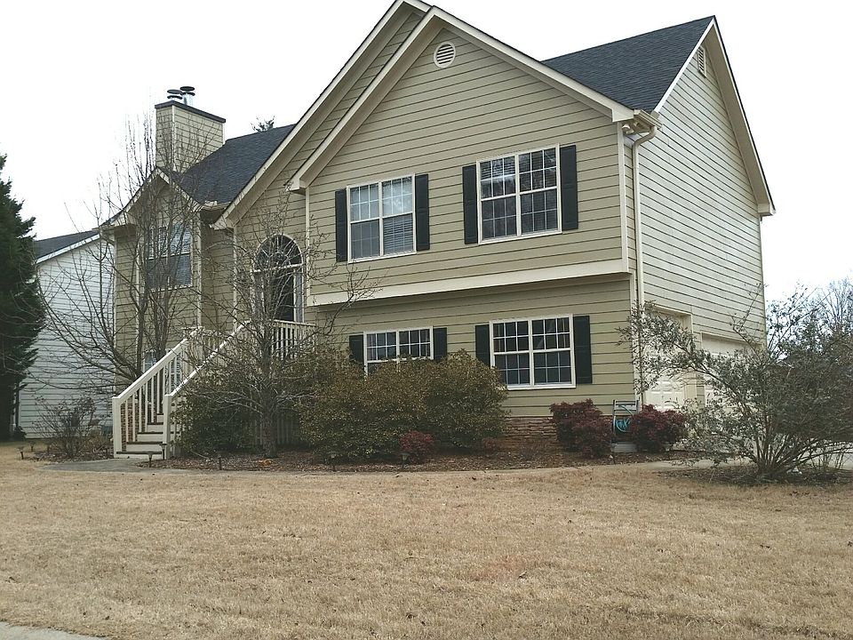 2nd image of 3901 McGuire Way NW