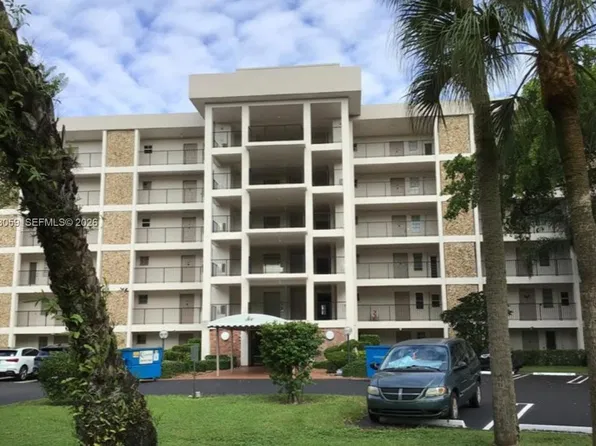 2751 N Palm Aire Dr APT 102, Pompano Beach, FL 33069