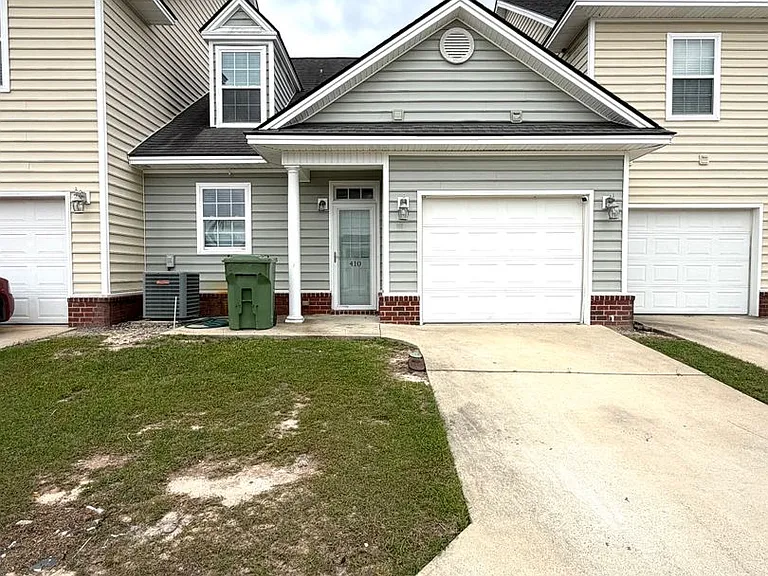 410 Conley Dr — Photo 1