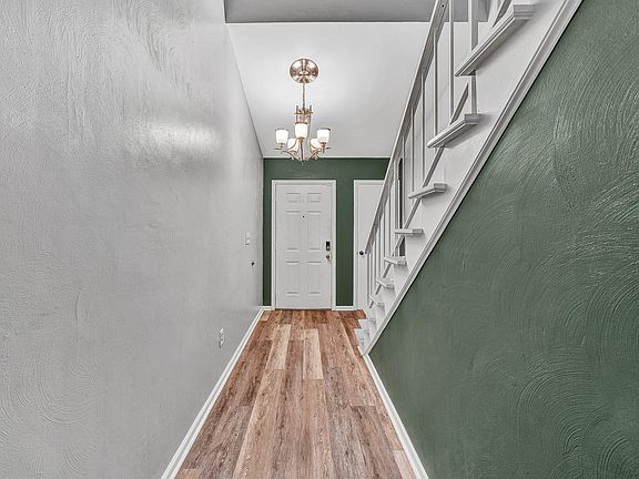 4th image of 7218 Red Cedar Cir