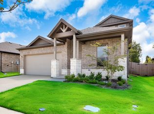 223 Knoll Pines Dr, Terrell, TX 75160