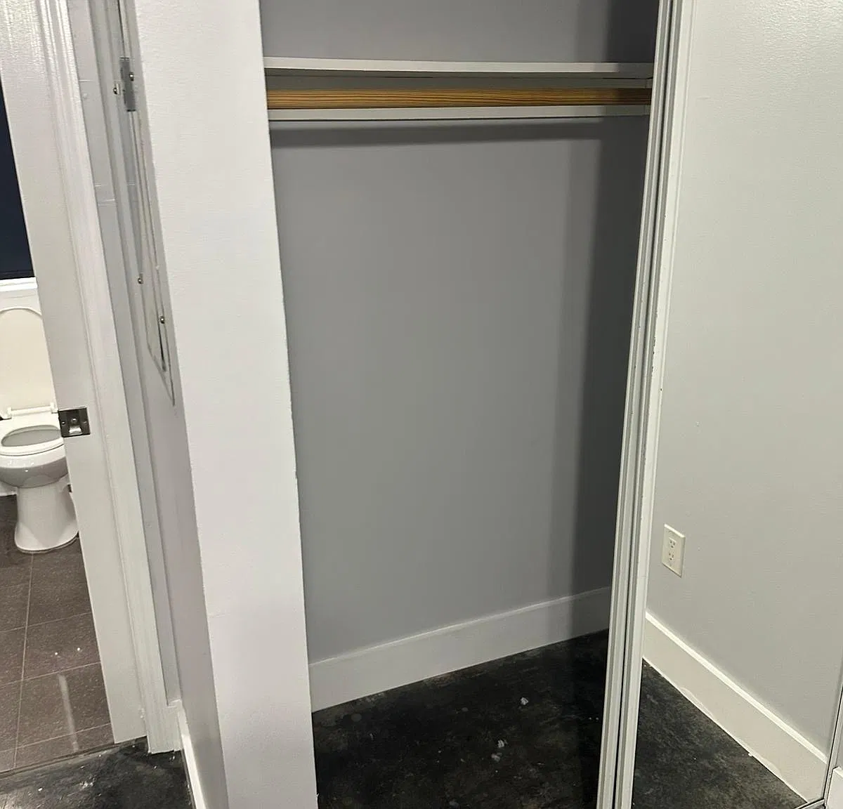 1 bed, 1100 sqft, $1,700 — Photo 4