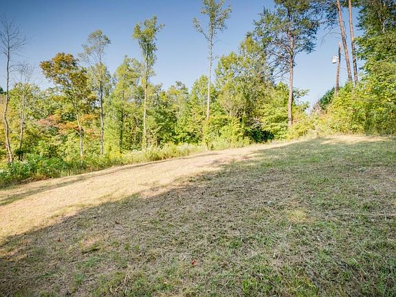 5th image of 4600 Woodcliff Dr