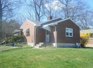 155 Park Rd, Hamden, CT 06517