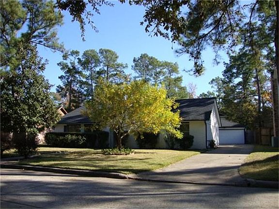 2nd image of 3911 Fernglade Dr