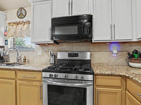 5th image of 9505 Timberwind Ln