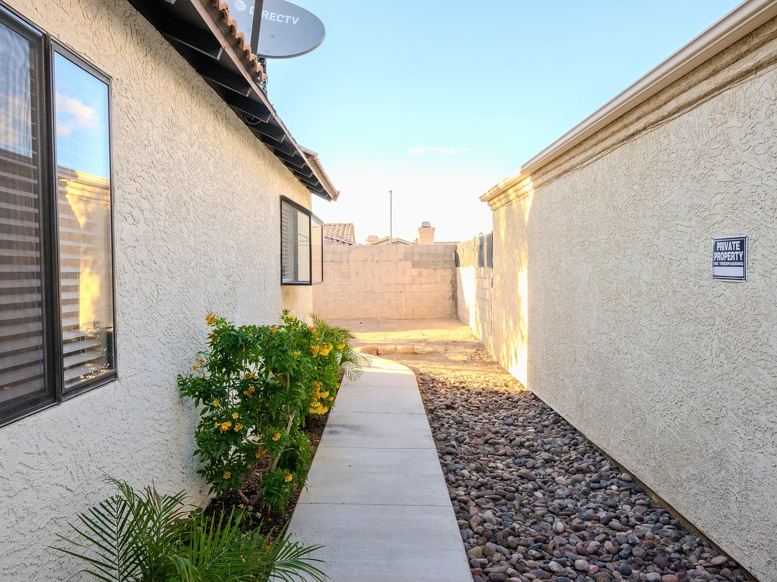 2 bed, 1234 sqft, $3,100 — Photo 4