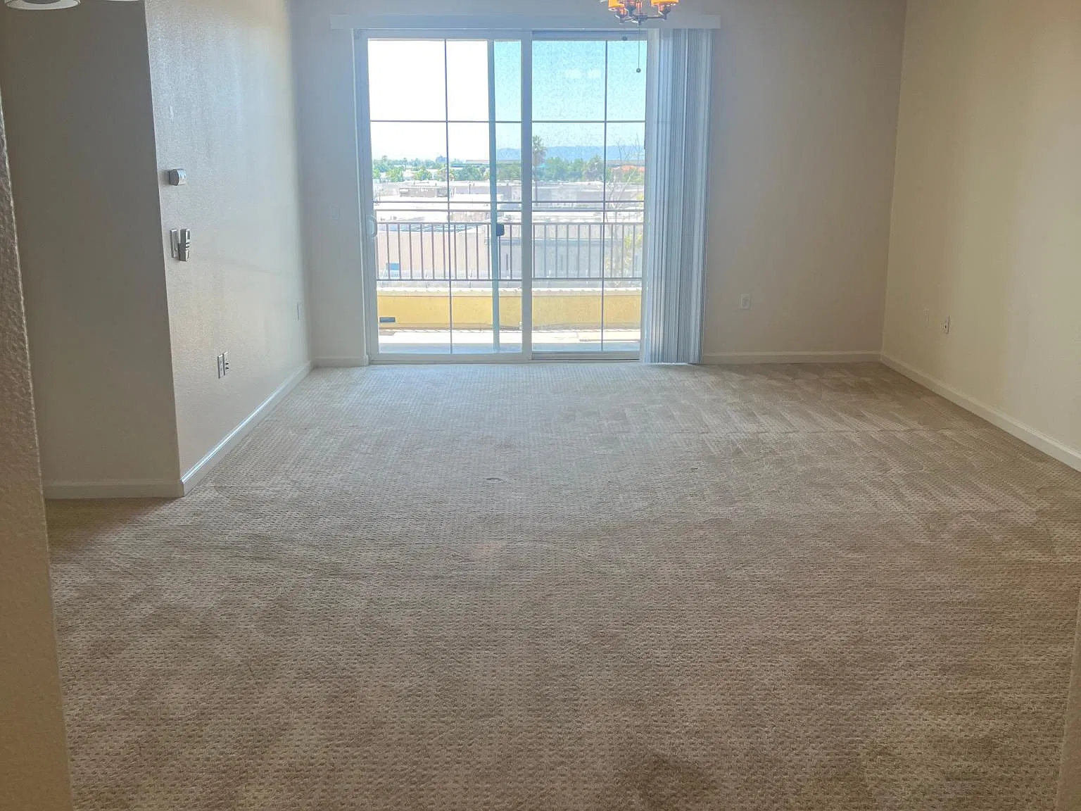 700 S Abel St — Photo 4